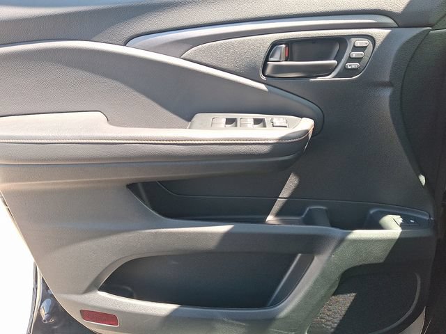 Certified 2023 Honda Passport TrailSport image 22