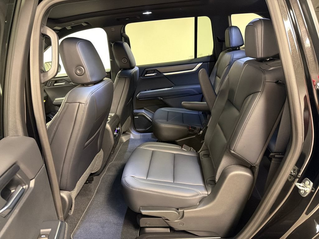 New 2027 GMC Acadia Elevation w/ Black Edition FWD image 27