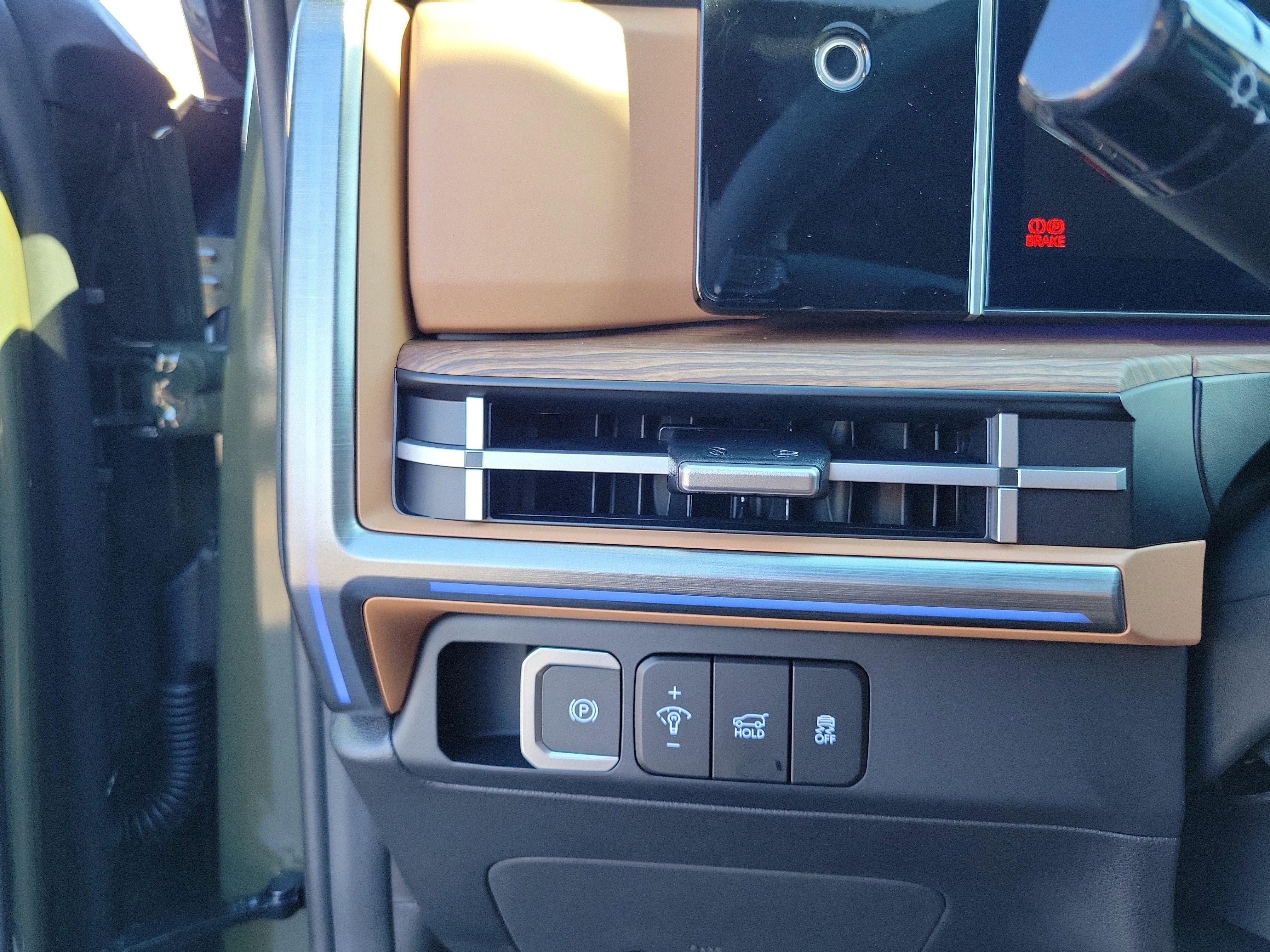 New 2026 Hyundai Santa Fe Calligraphy w/ Tow & Go Package image 21