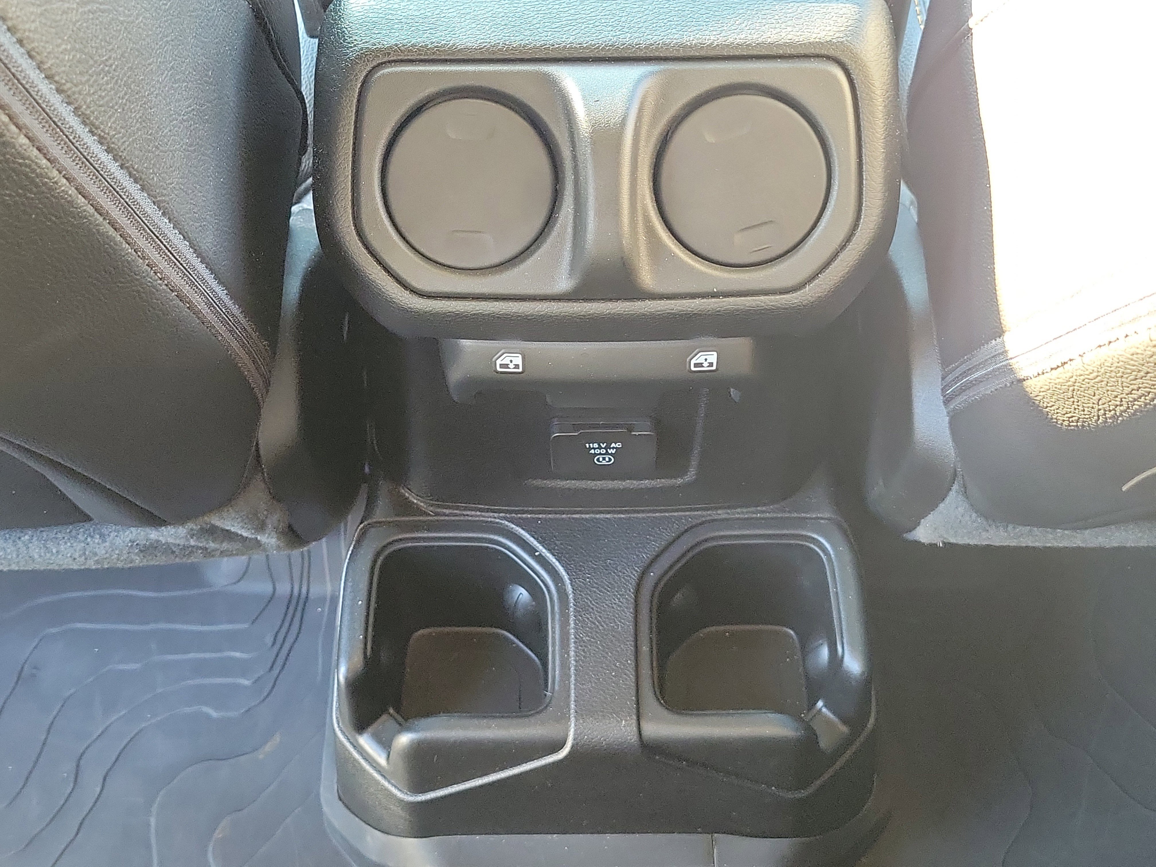 Used 2023 Jeep Gladiator Overland image 19