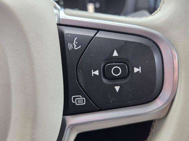 Used 2019 Volvo S60 T5 Momentum w/ Premium Package FWD image 33