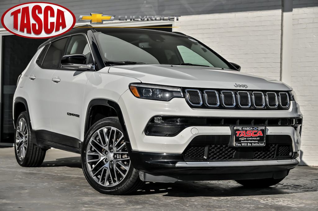 Used 2022 Jeep Compass Limited w/ Elite Group AWD/4WD image 1