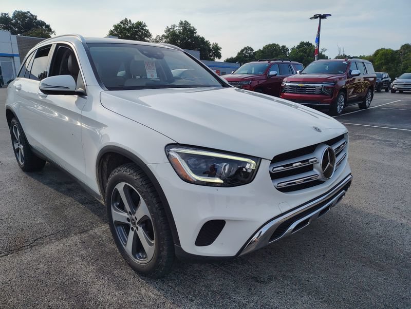 Used 2020 Mercedes-Benz GLC 300 4MATIC image 3