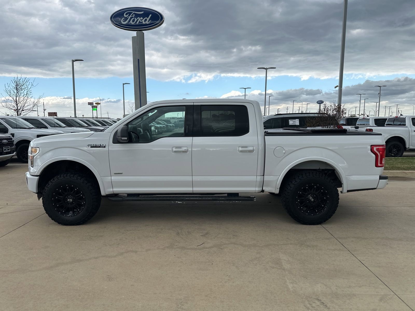 Used 2016 Ford F150 XLT w/ Equipment Group 301A Mid image 2