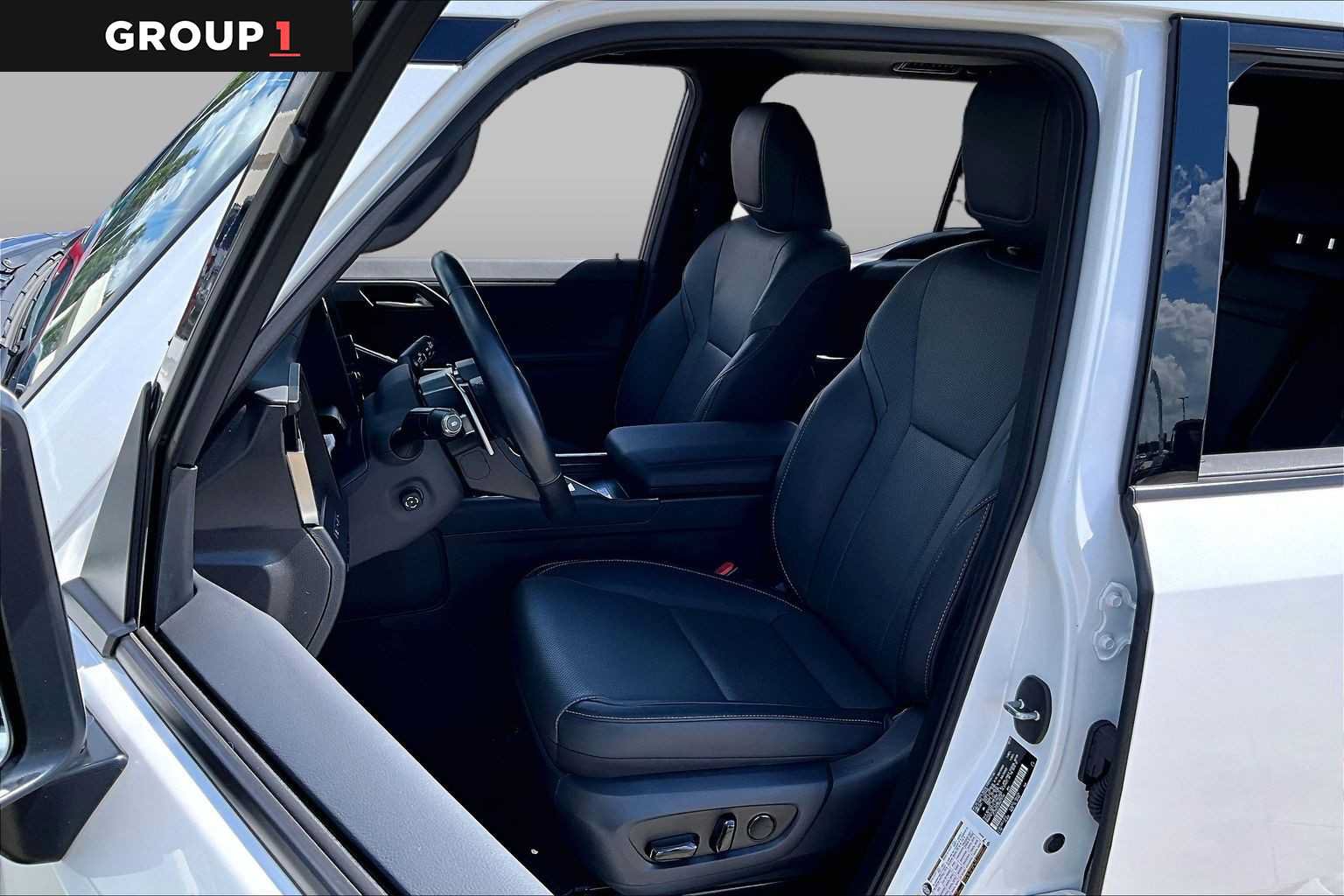 Certified 2024 Lexus GX 550 w/ Accessory Package (Z1) AWD/4WD image 7