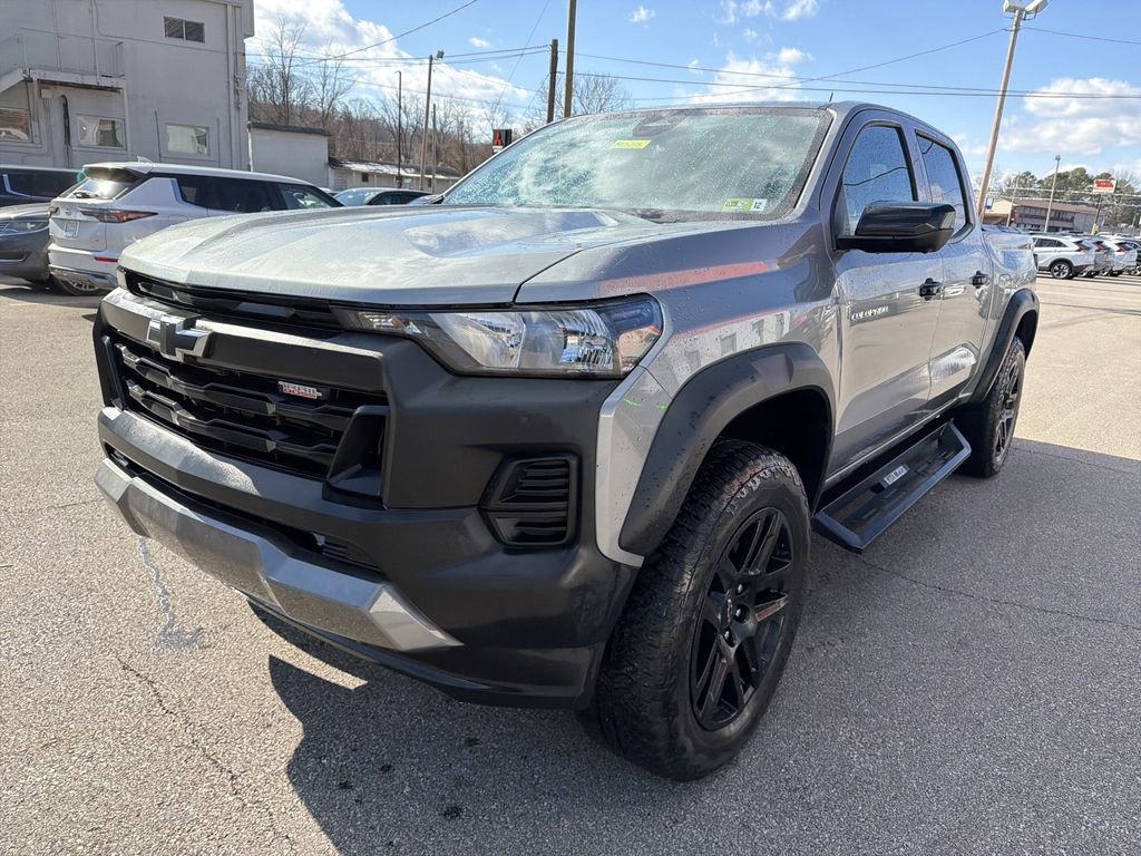Used 2024 Chevrolet Colorado Trail Boss w/ Technology Package image 9