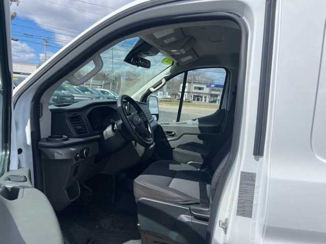Used 2024 Ford Transit 250 Low Roof w/ Exterior Upgrade Package RWD image 16