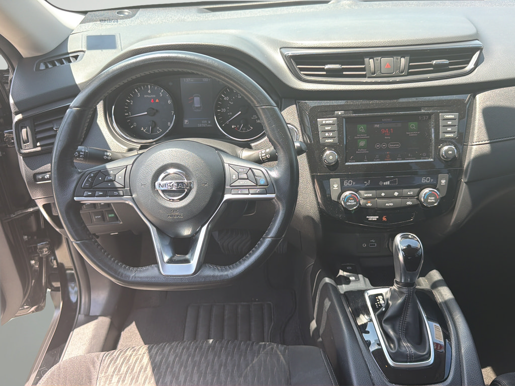 Used 2019 Nissan Rogue SV w/ Premium Package FWD image 31