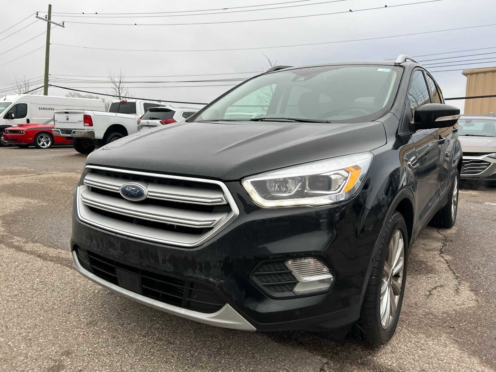 Used 2018 Ford Escape Titanium w/ Ford Safe & Smart Package image 3