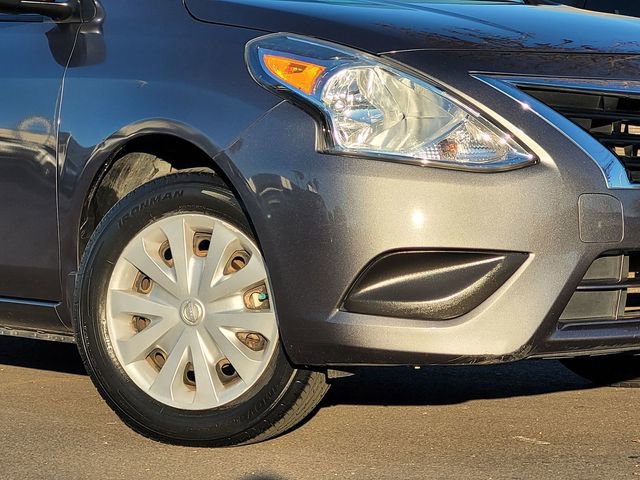 Used 2017 Nissan Versa S Plus image 3