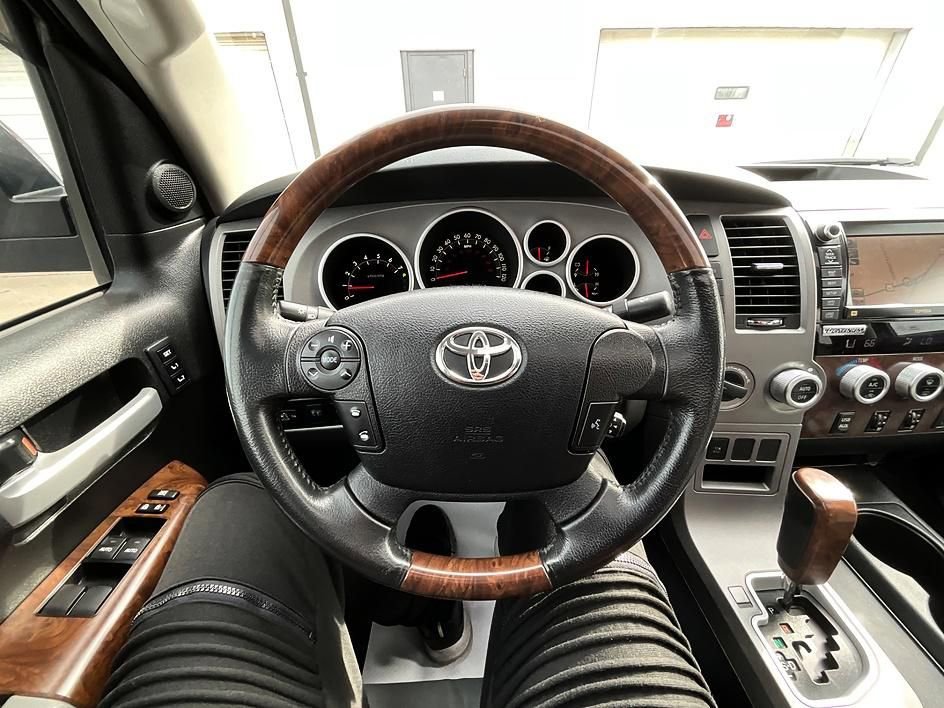 Used 2012 Toyota Tundra Limited w/ Platinum Pkg image 23