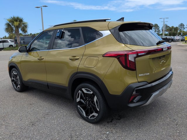 Used 2024 Kia Seltos SX w/ SX Sunroof Package AWD/4WD image 7