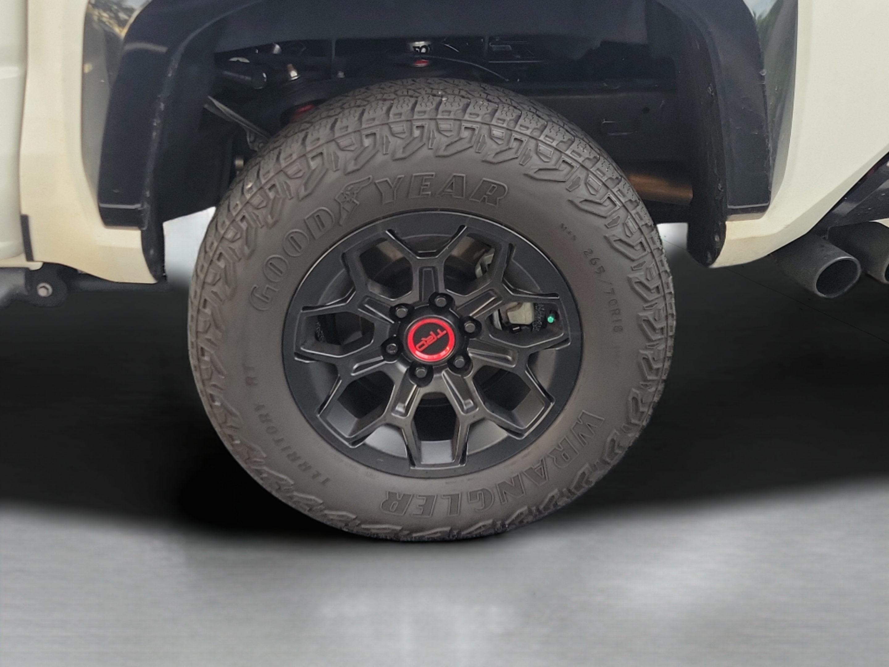 Certified 2025 Toyota Tacoma TRD Pro AWD/4WD image 25