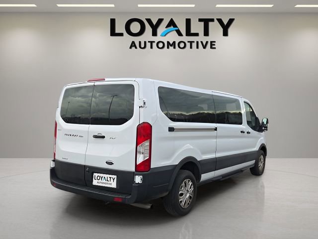 Used 2023 Ford Transit 350 XLT image 5