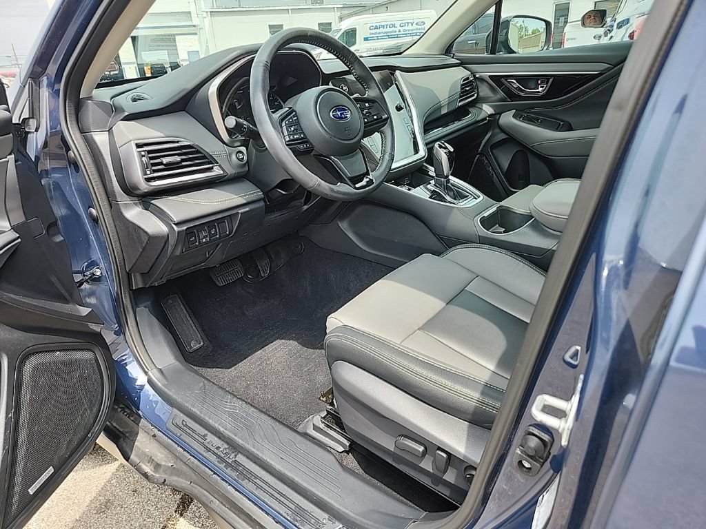 Used 2024 Subaru Outback Onyx Edition AWD/4WD image 29