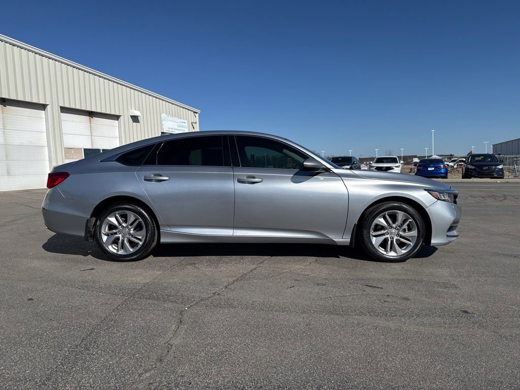 Used 2018 Honda Accord LX image 8