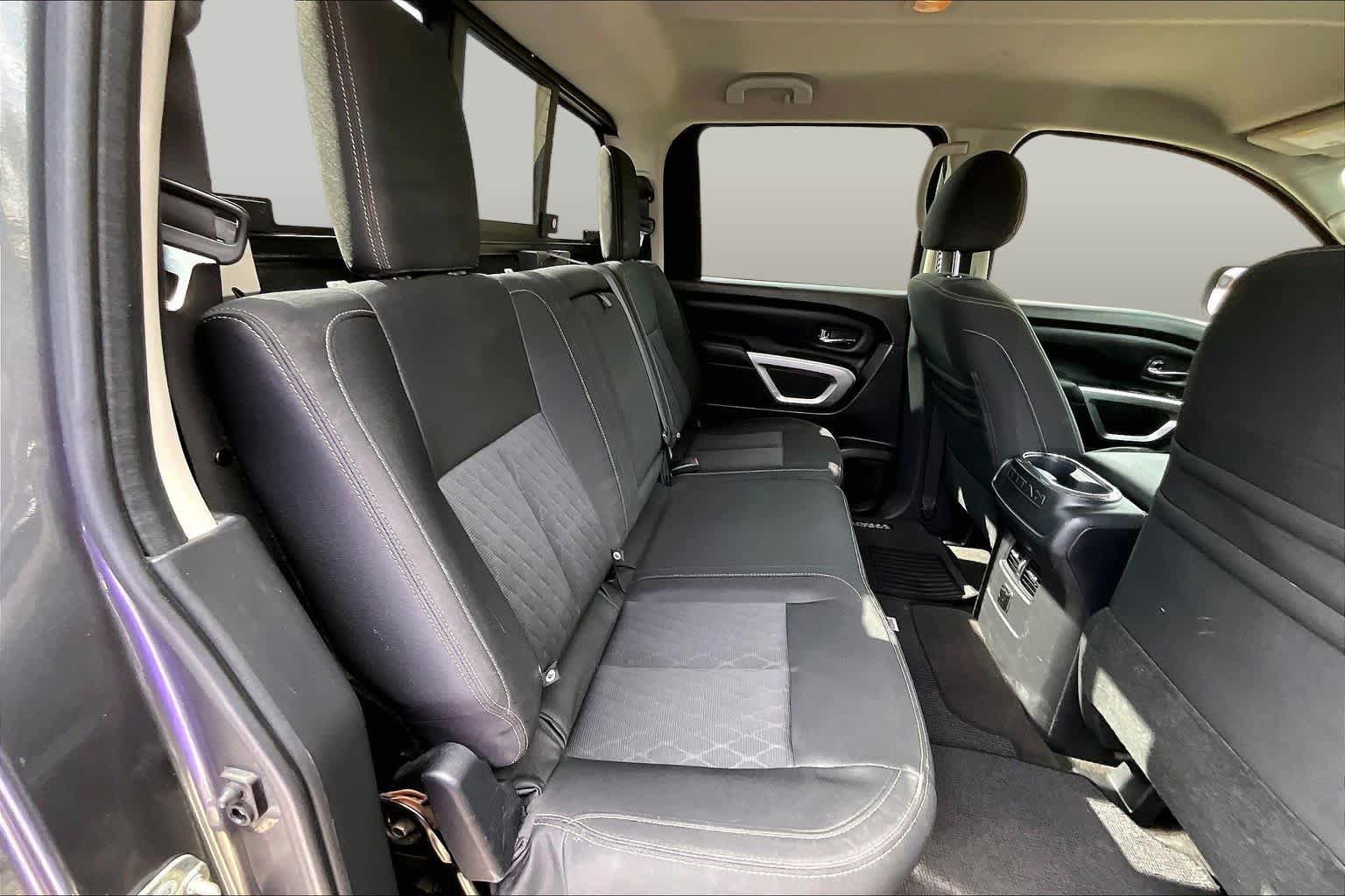Used 2017 Nissan Titan SV RWD image 20