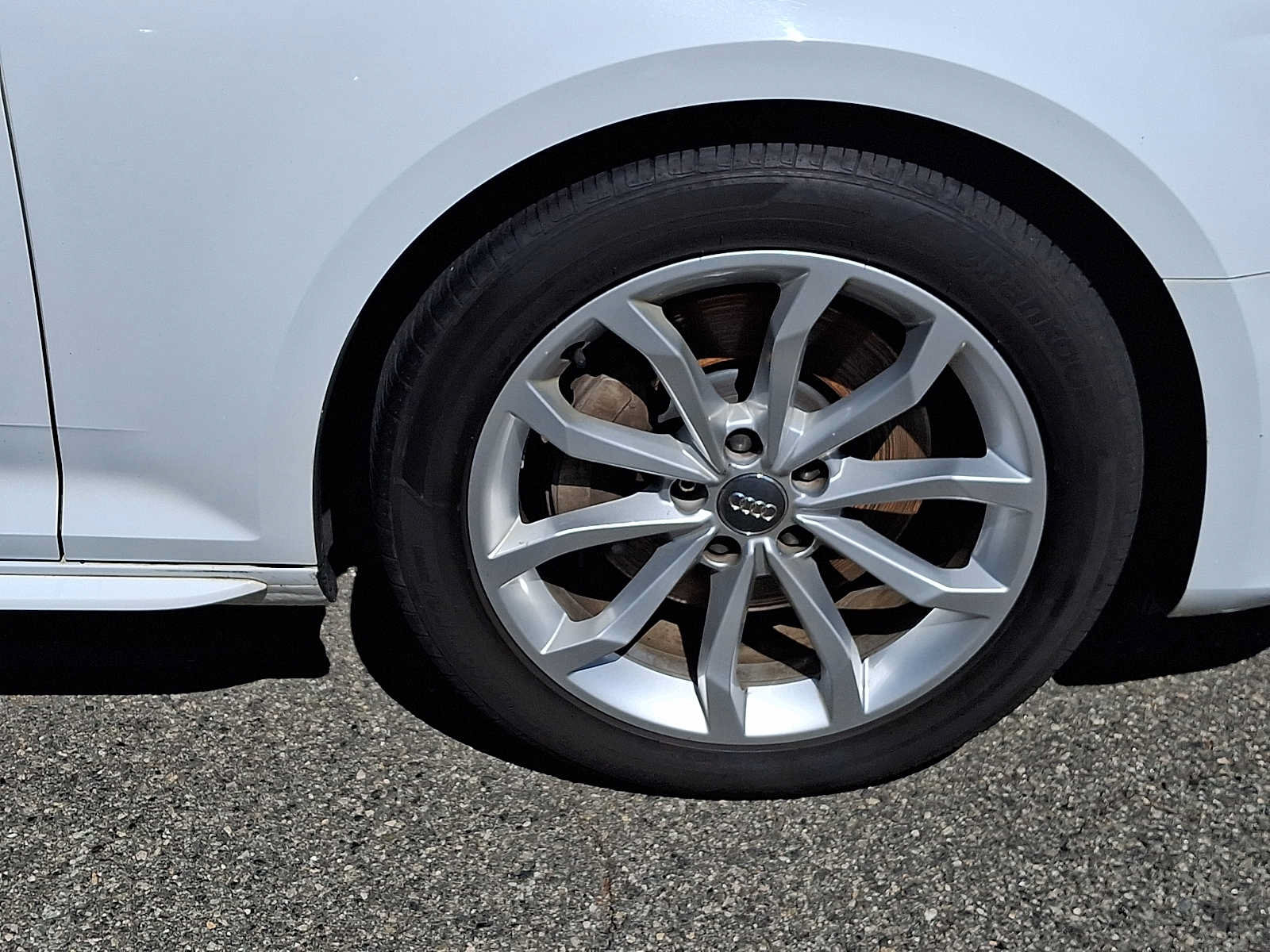 Used 2019 Audi A4 2.0T Premium w/ Convenience Package AWD/4WD image 9