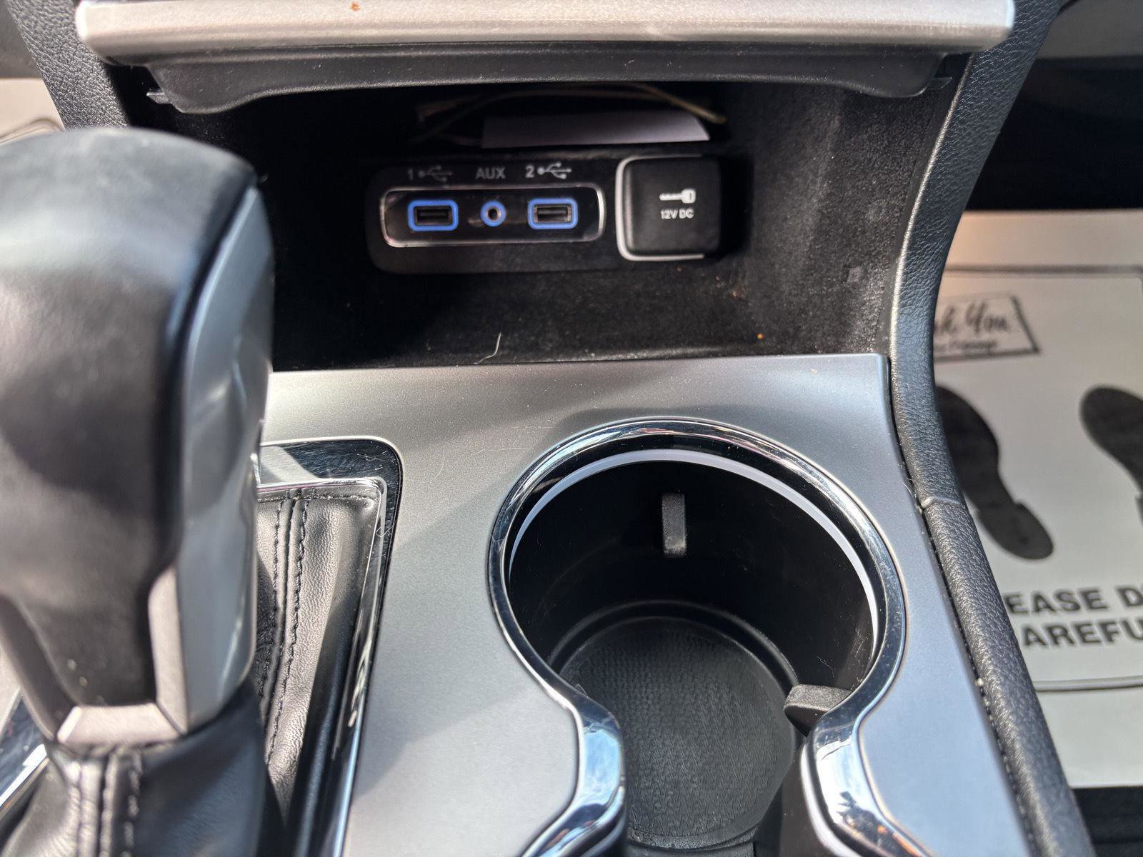 Used 2022 Jeep Grand Cherokee Laredo X image 17