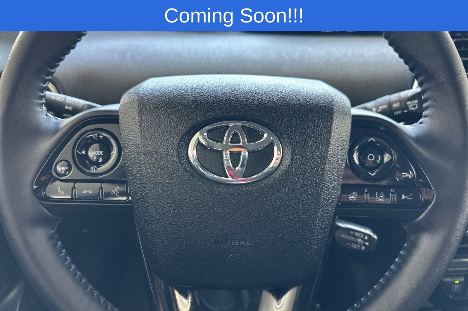 Used 2020 Toyota Prius XLE FWD image 24