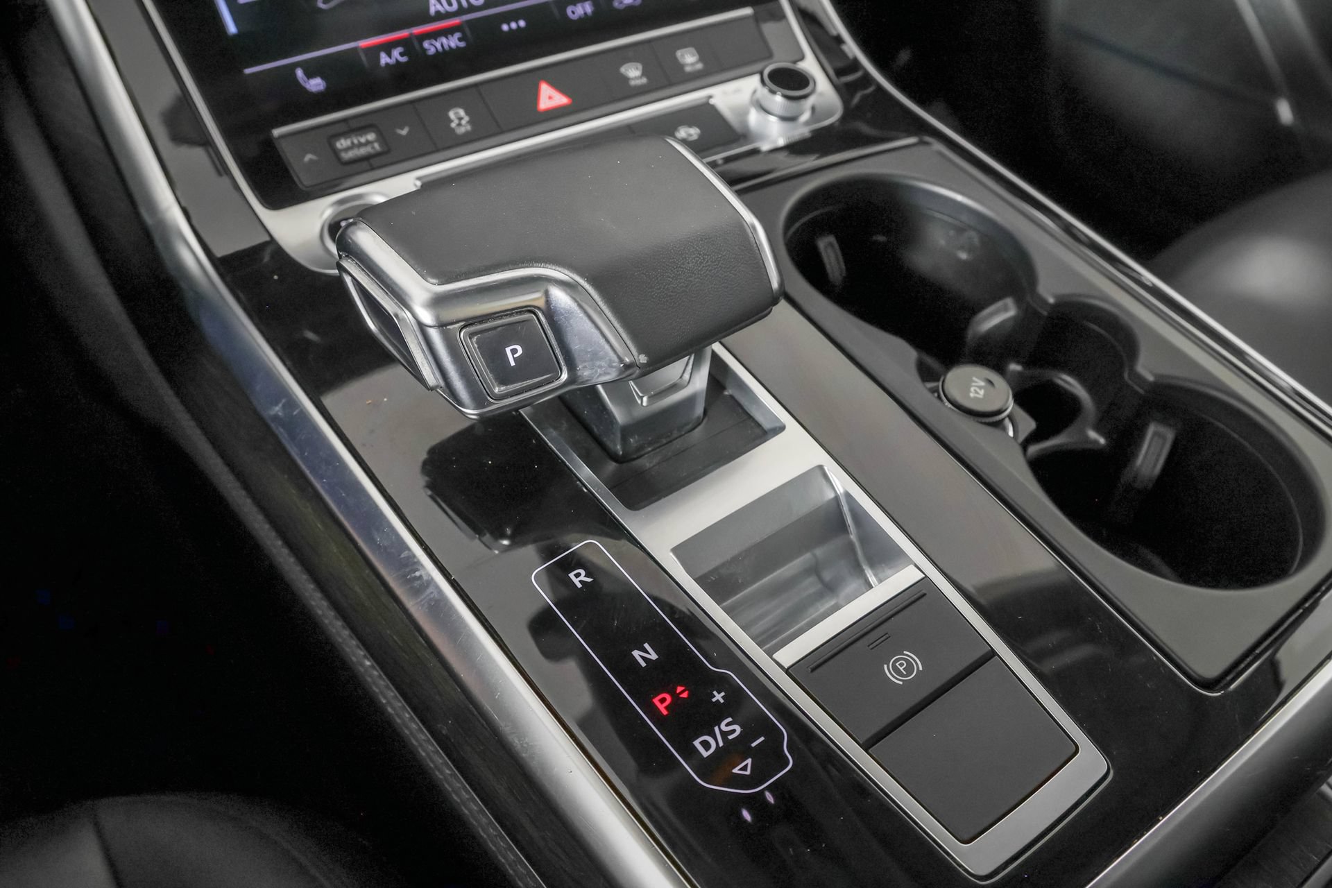 Used 2023 Audi Q7 2.0T Premium Plus w/ Premium Plus Package AWD/4WD image 34