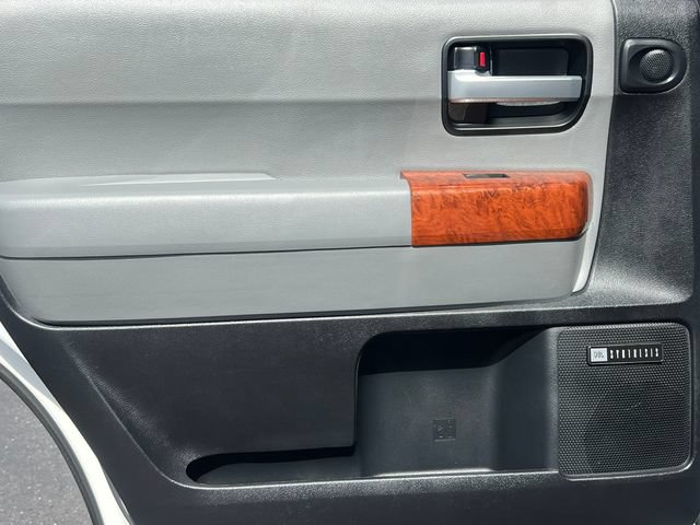 Used 2018 Toyota Sequoia Platinum AWD/4WD image 37