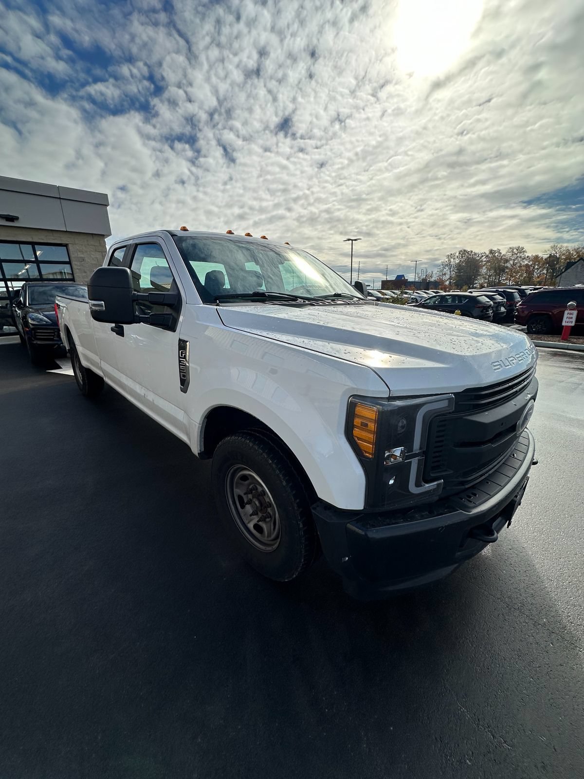 Used 2019 Ford F350 XL w/ Power Equipment Group RWD image 3