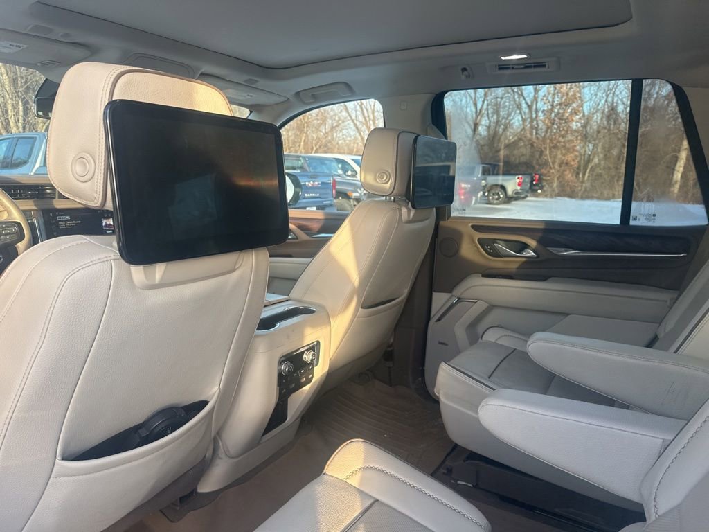 Used 2023 GMC Yukon Denali image 11