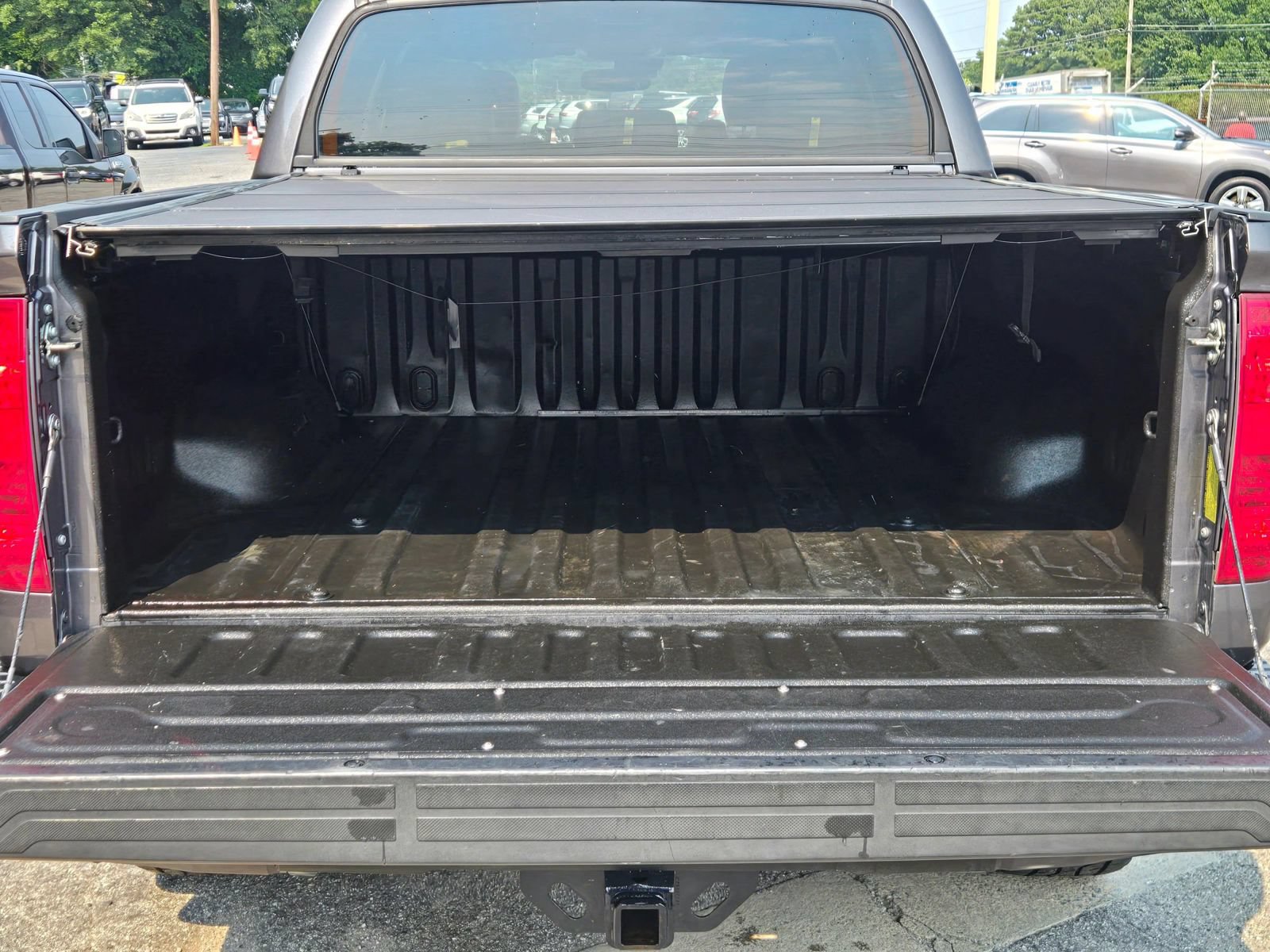 Used 2018 Toyota Tundra Platinum RWD image 12