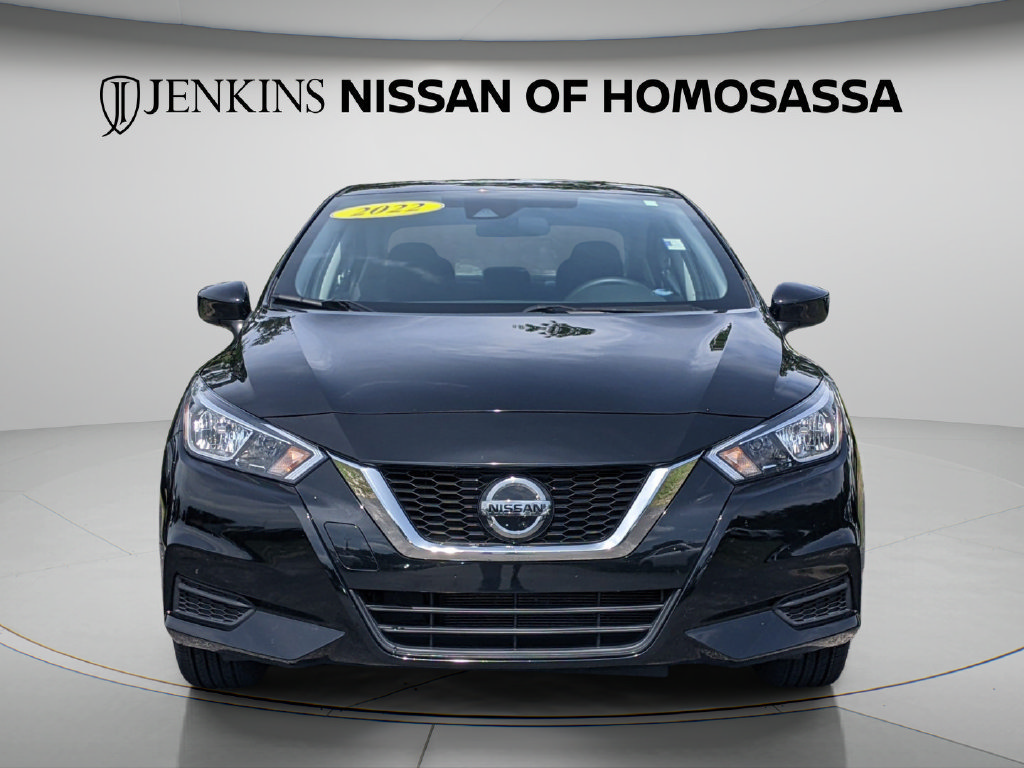 Used 2022 Nissan Versa SV FWD image 14