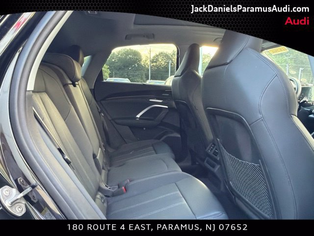Certified 2025 Audi Q5 Premium Plus w/ Premium Plus AWD/4WD image 17