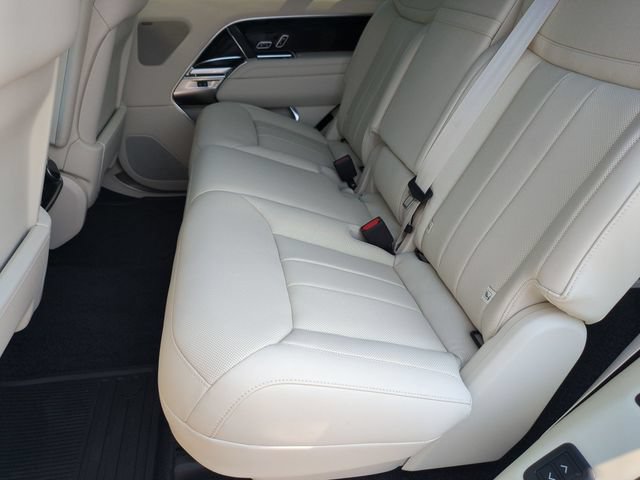 New 2026 Land Rover Range Rover Long Wheelbase SE AWD/4WD image 15