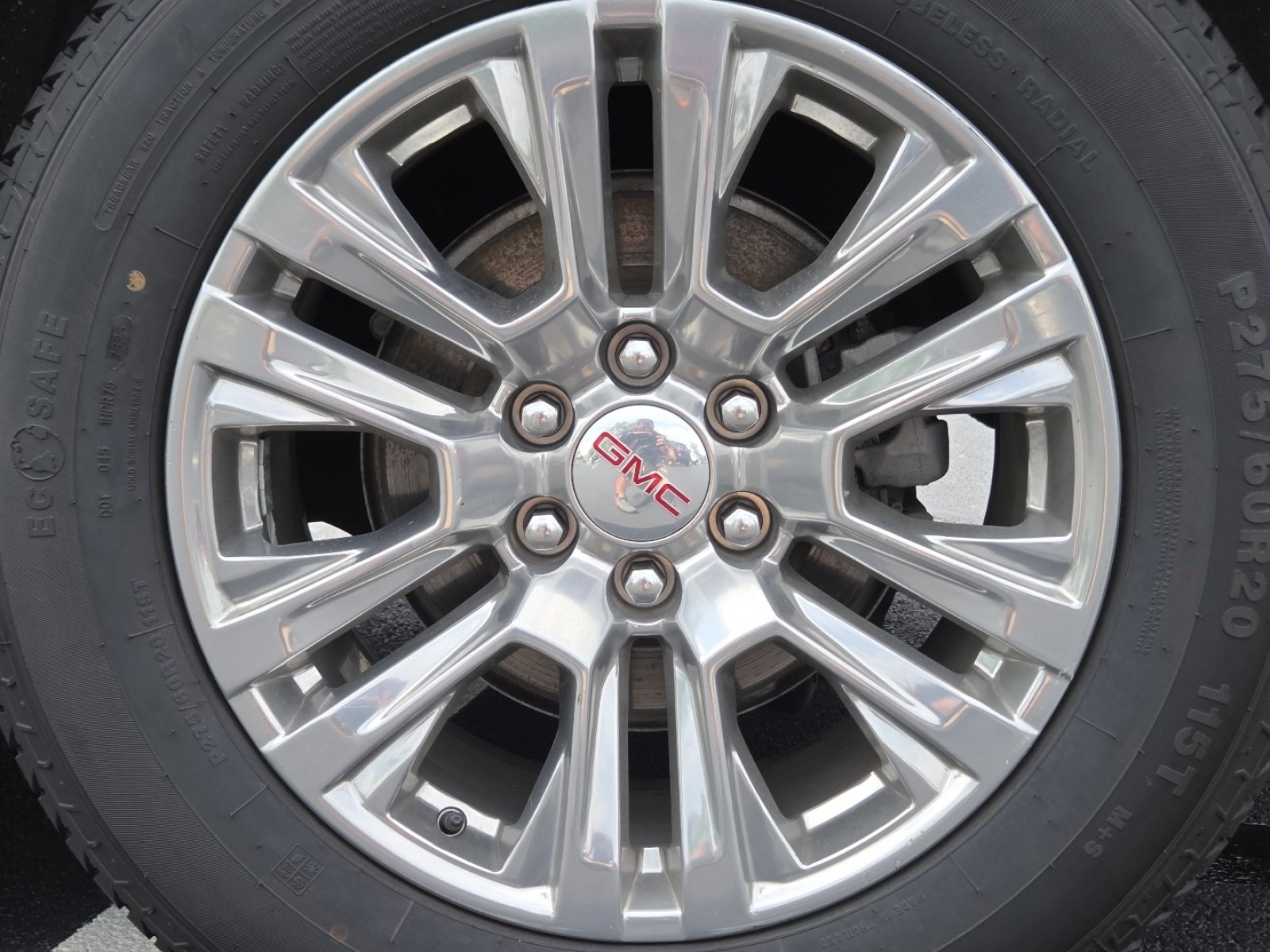 Used 2023 Chevrolet Suburban Premier AWD/4WD image 13