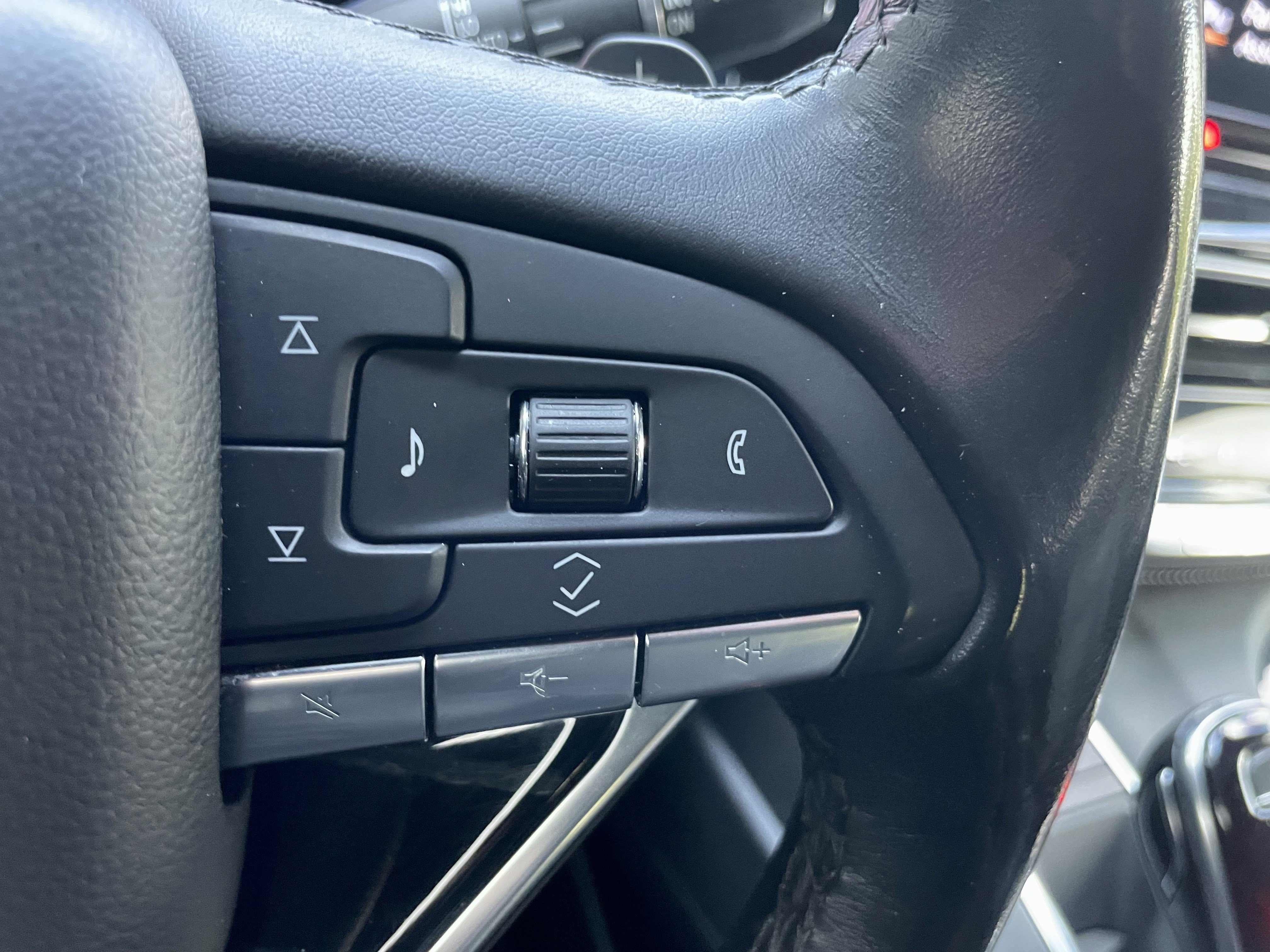 Used 2021 Cadillac Escalade Sport AWD/4WD image 21