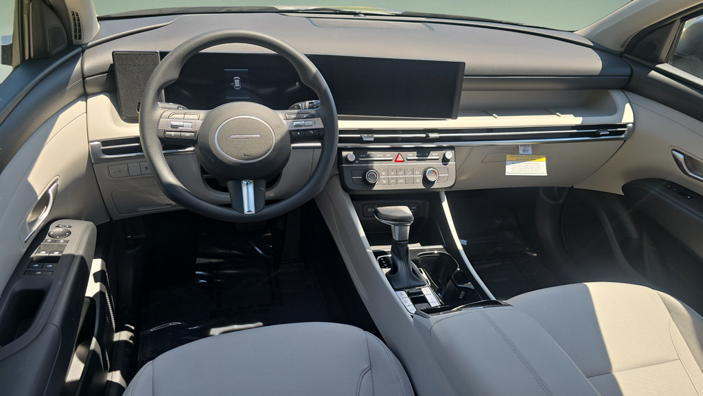 New 2026 Hyundai Tucson SE AWD/4WD image 18