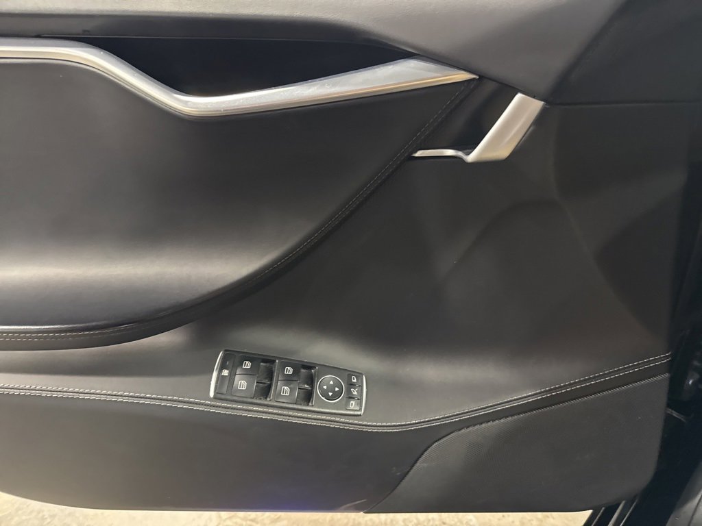 Used 2018 Tesla Model S 75D image 10