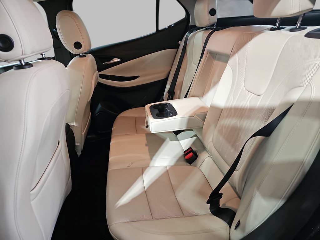 Certified 2024 Buick Encore GX Avenir w/ Avenir Convenience Package FWD image 18