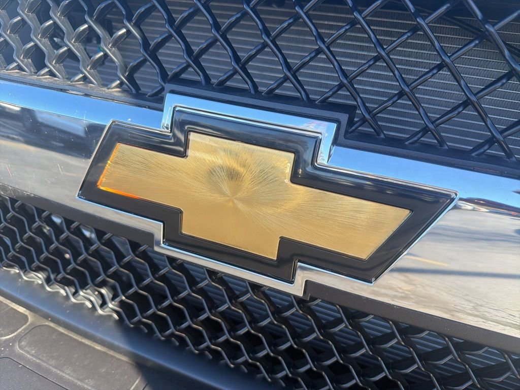 New 2025 Chevrolet Express 2500 Work Van w/ Driver Convenience Package image 41