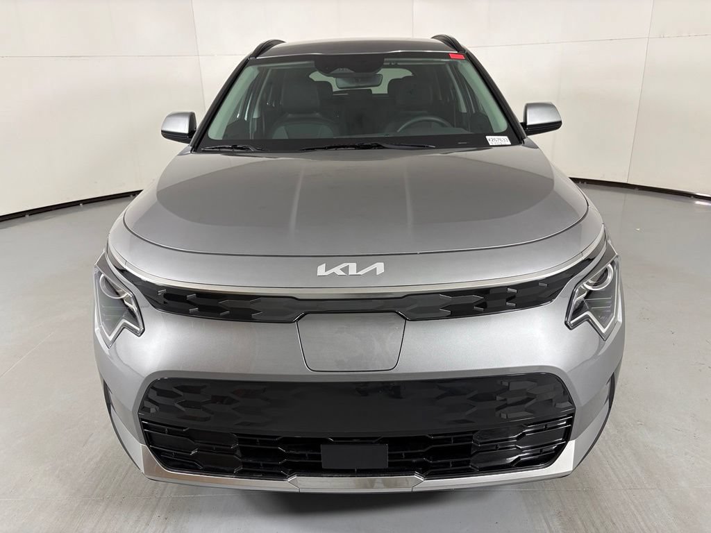 New 2026 Kia Niro Wind FWD image 3