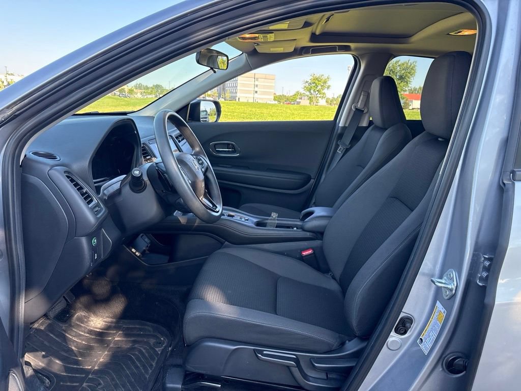 Used 2022 Honda HR-V EX image 16