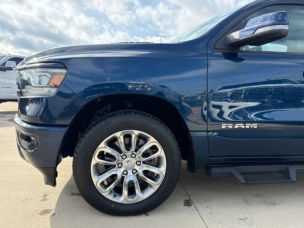 Used 2023 RAM 1500 Laramie AWD/4WD image 5