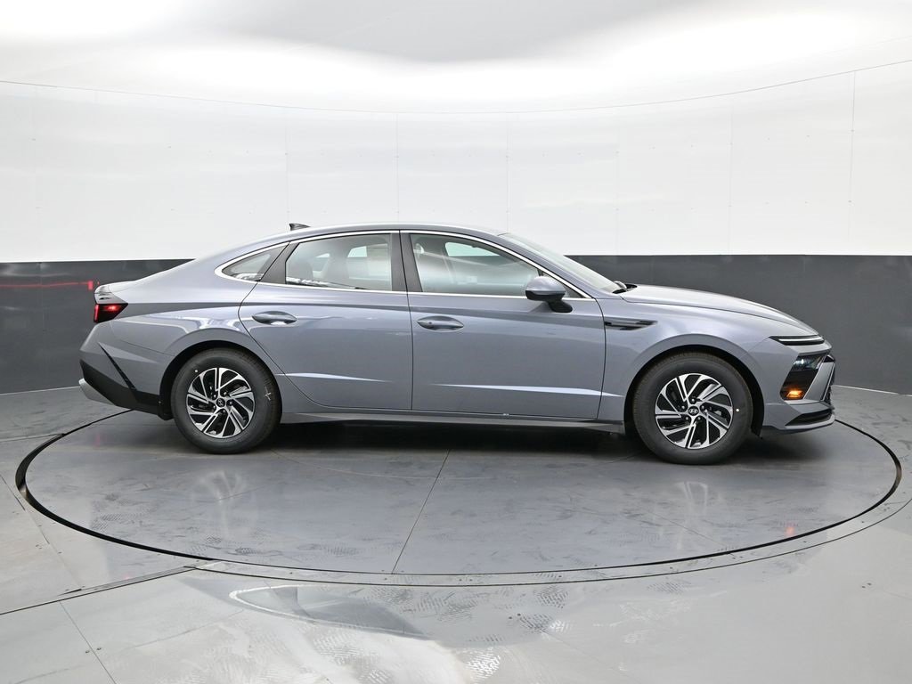 New 2026 Hyundai Sonata Blue image 4