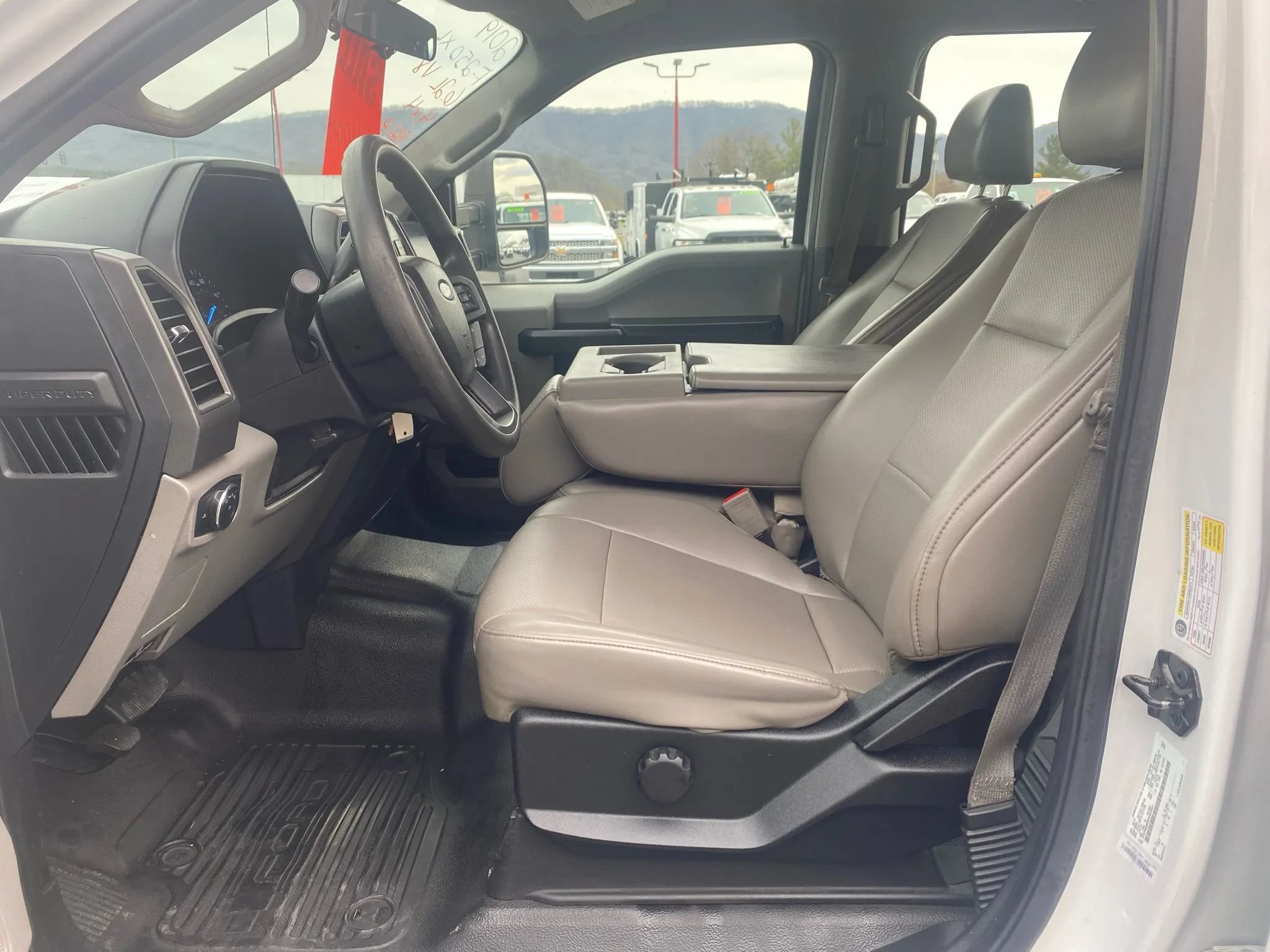 Used 2019 Ford F250 XL AWD/4WD image 9