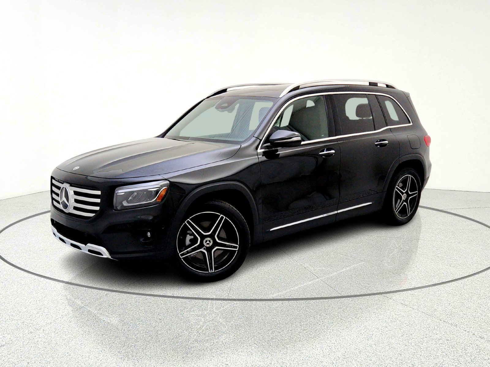 Certified 2026 Mercedes-Benz GLB 250 image 1