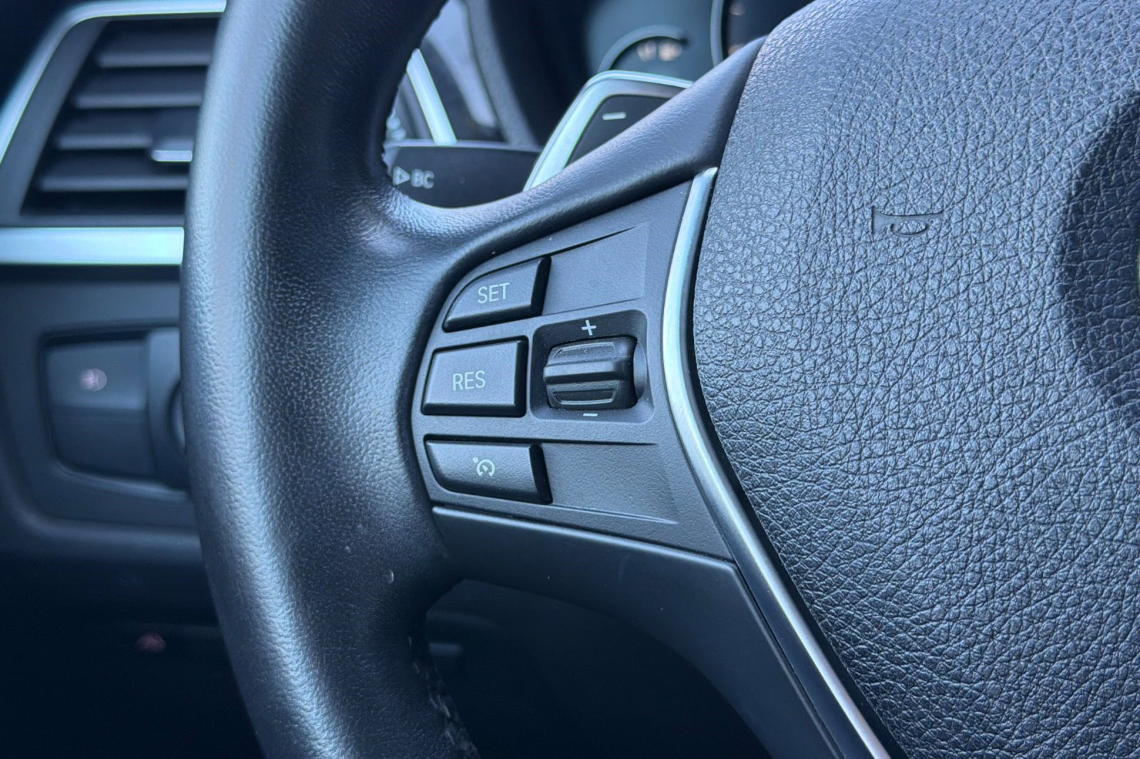 Used 2018 BMW 430i Convertible image 31