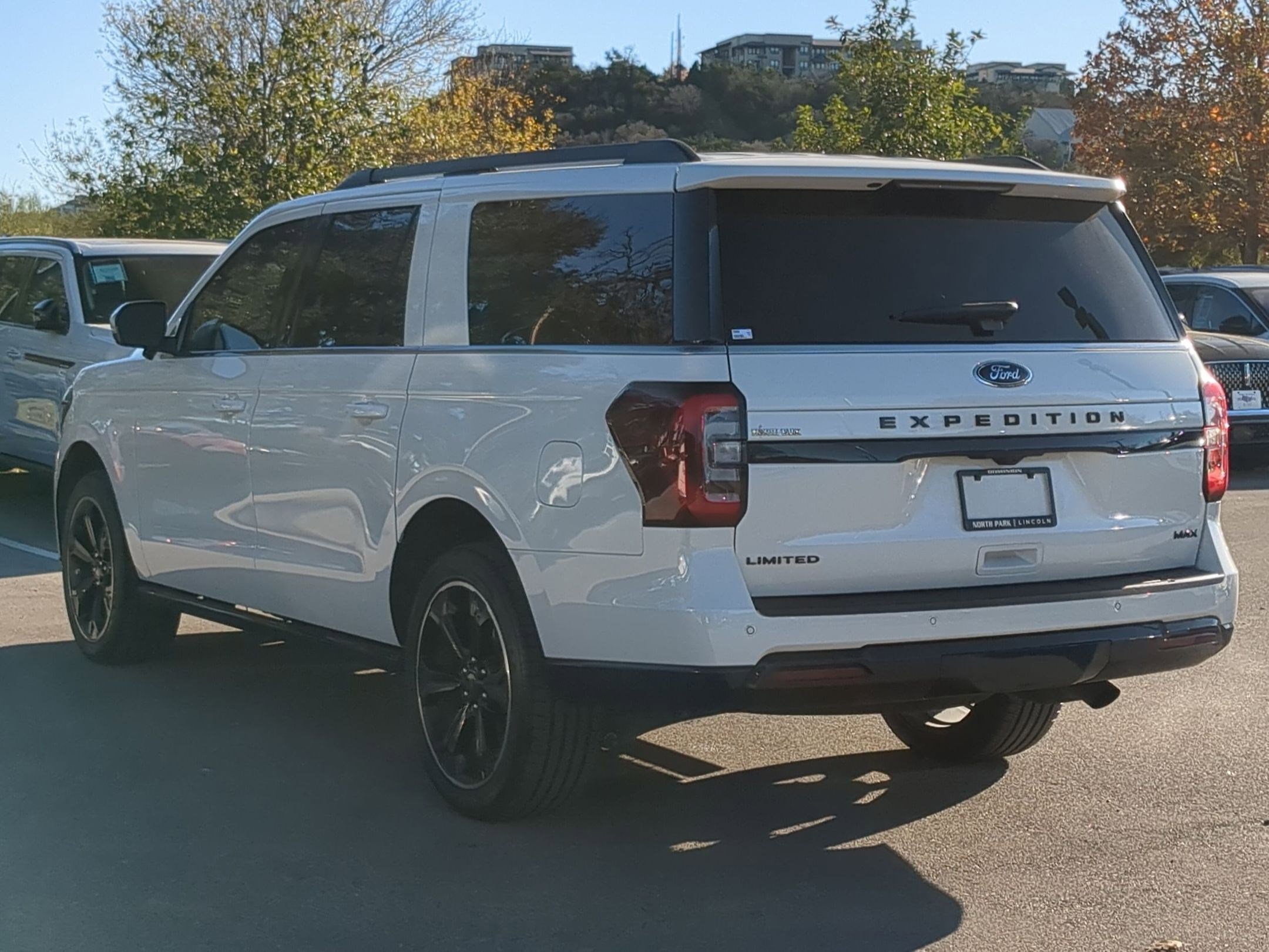 Used 2024 Ford Expedition Max Limited image 5