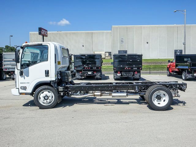 New 2025 Chevrolet Low Cab Forward 5500XG image 5