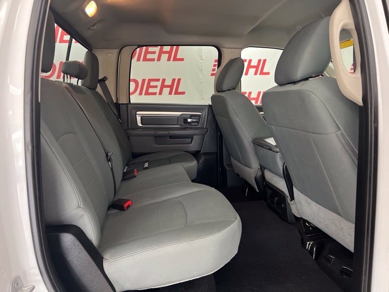Used 2018 RAM 1500 Classic SLT AWD/4WD image 8