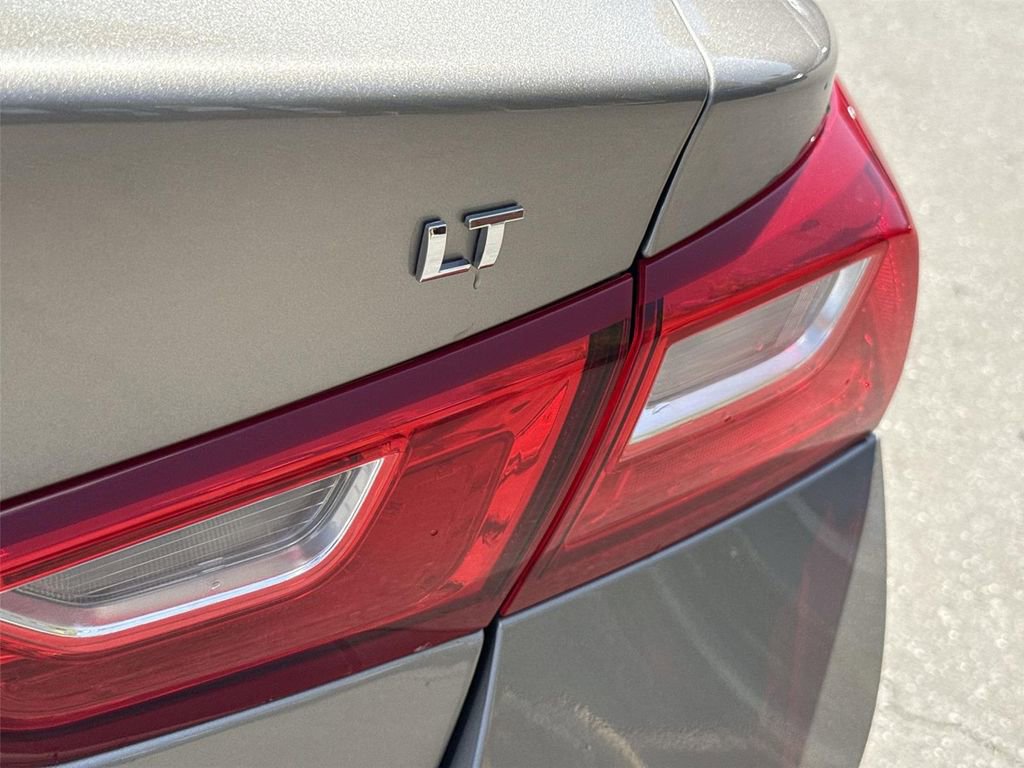 Used 2025 Chevrolet Malibu LT FWD image 29