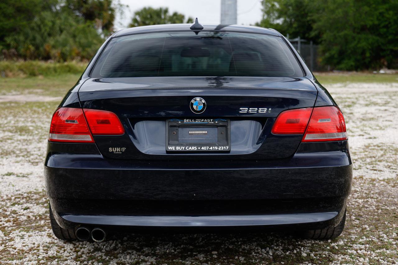 Used 2010 BMW 328i Coupe w/ Premium Pkg image 7